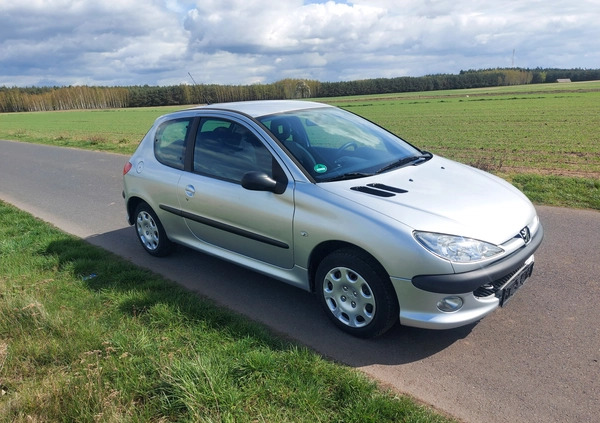 Peugeot 206 cena 7900 przebieg: 104000, rok produkcji 2009 z Gostyń małe 121